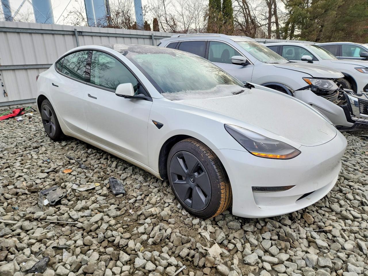 2023 TESLA MODEL 3 photo 4