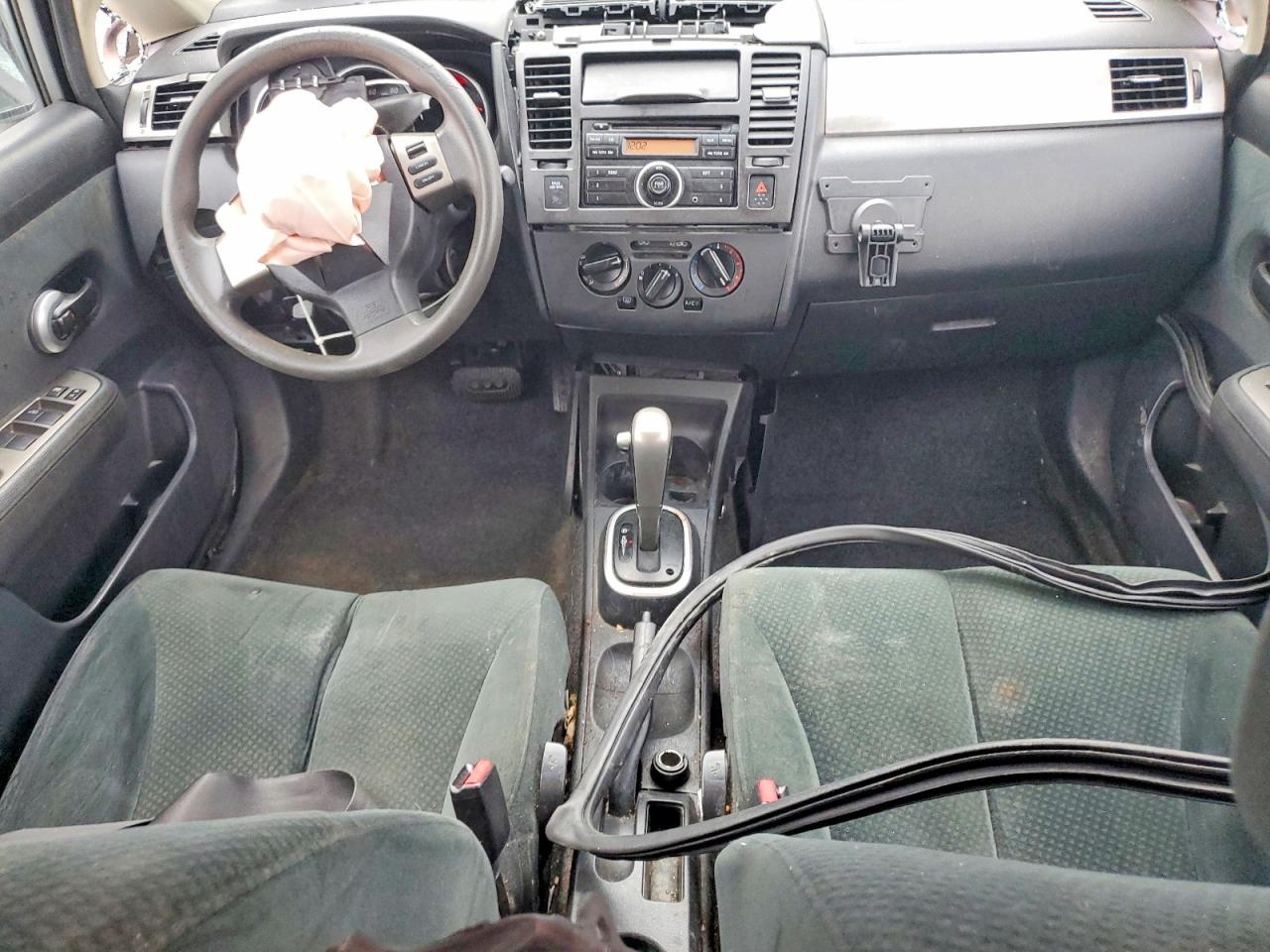 2012 NISSAN VERSA S photo 15
