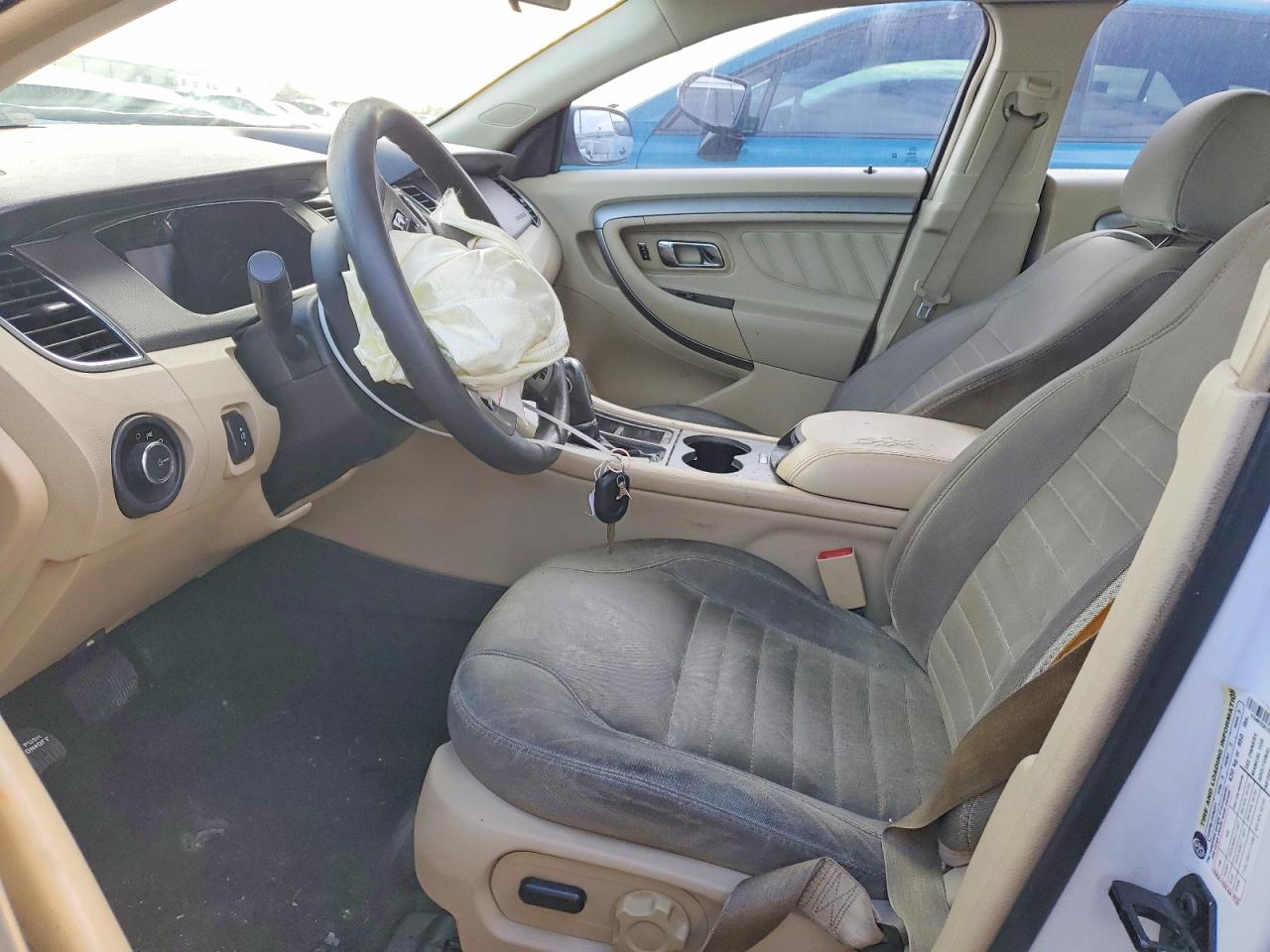 2015 FORD TAURUS SE photo 7