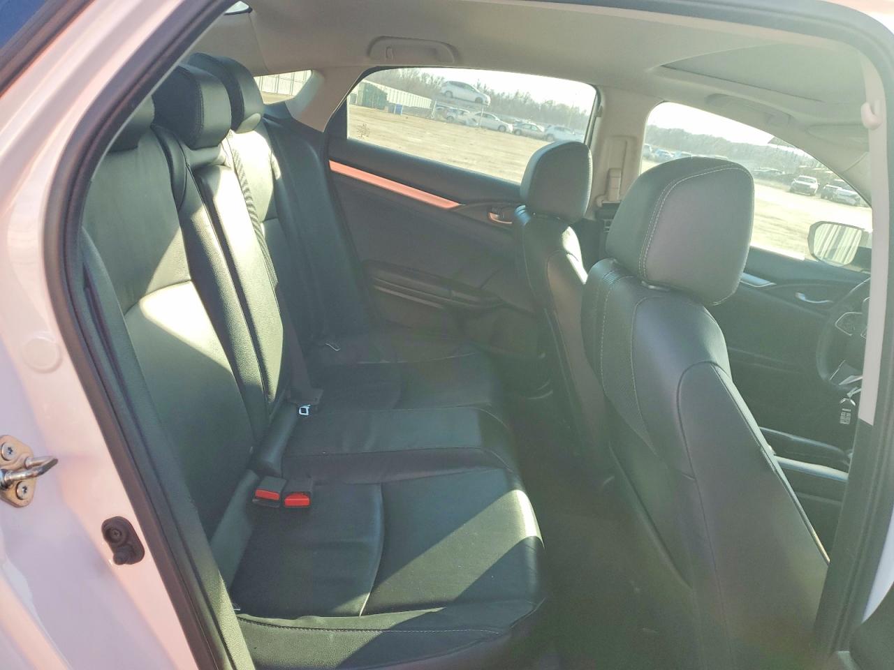 2016 HONDA CIVIC EXL photo 10