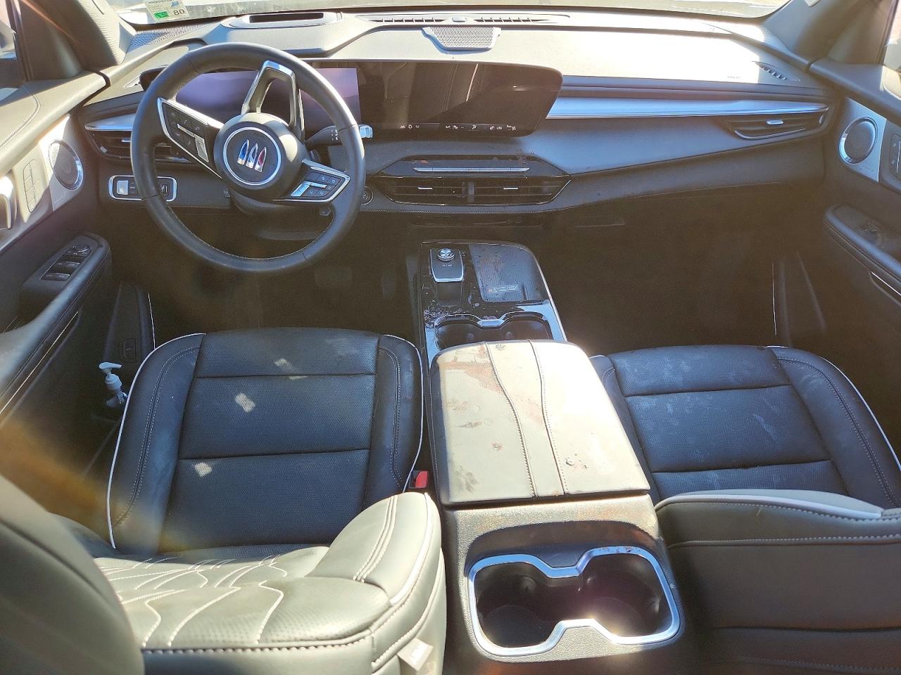 2025 BUICK ENCLAVE AVENIR photo 8
