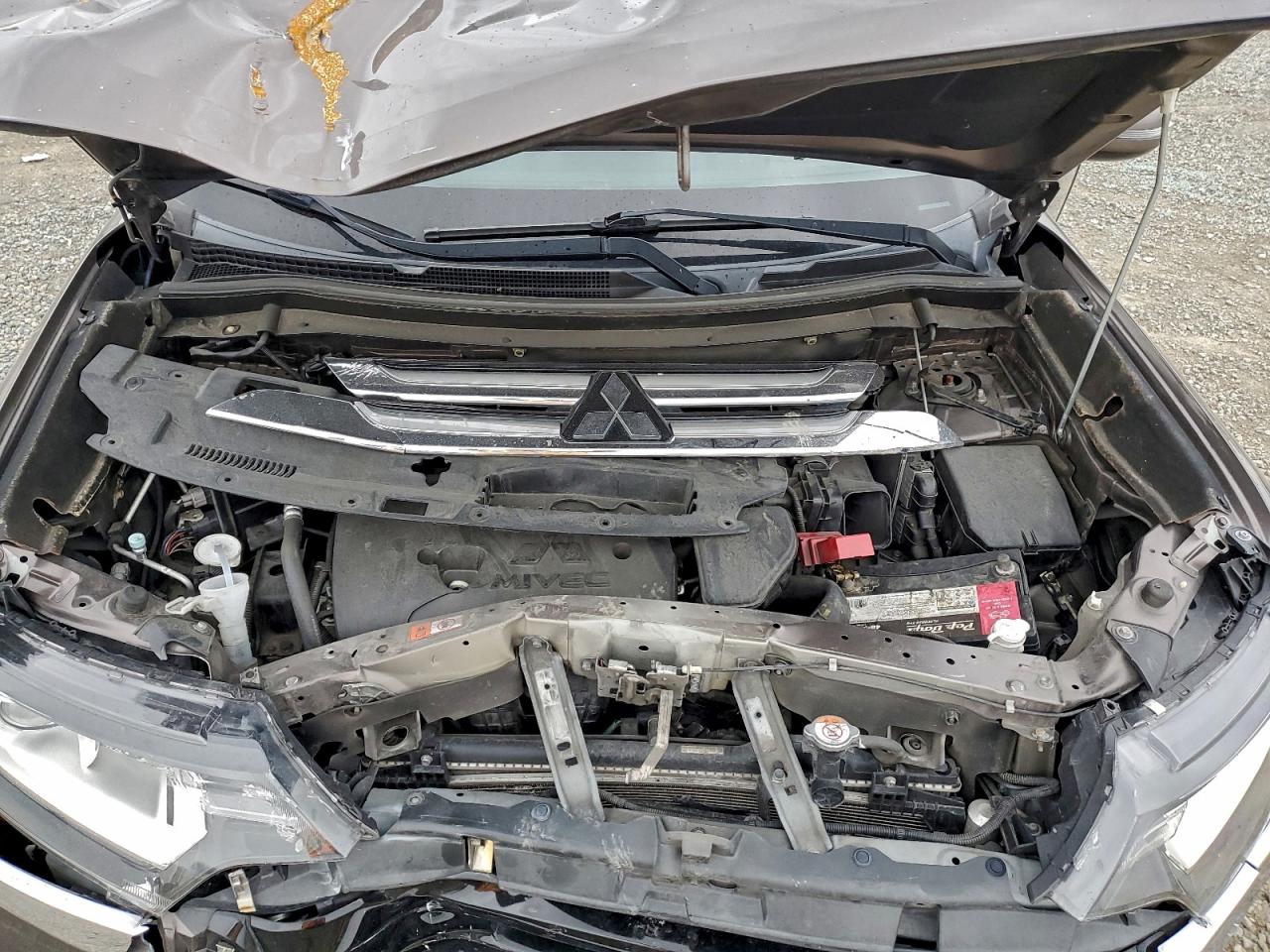 2016 MITSUBISHI OUTLANDER SE photo 12