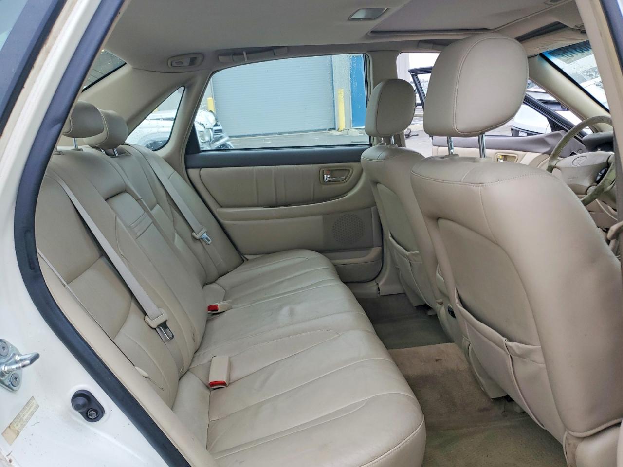 2001 TOYOTA AVALON XL photo 10