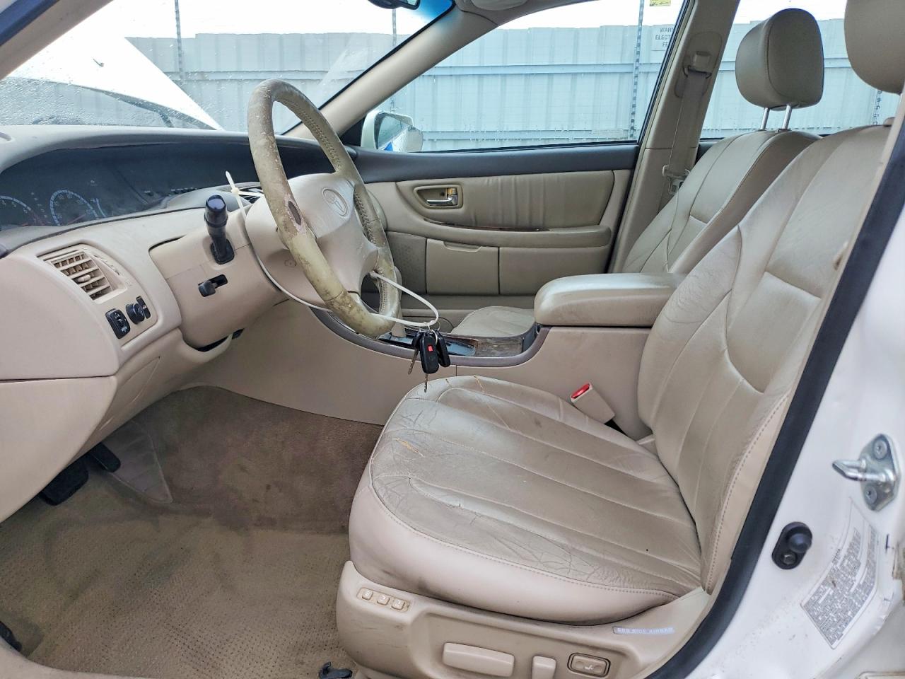 2001 TOYOTA AVALON XL photo 7