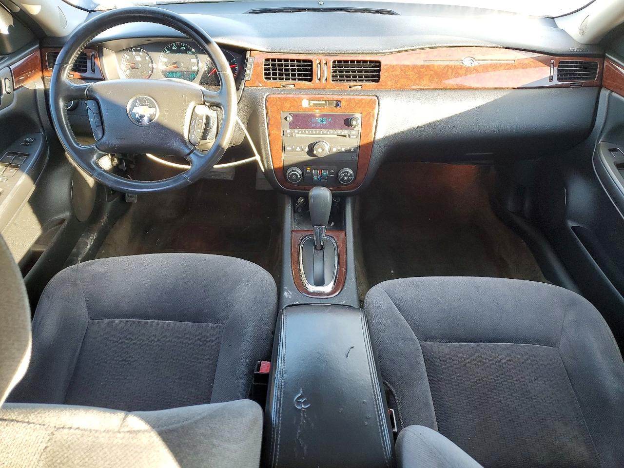 2011 CHEVROLET IMPALA LT photo 8