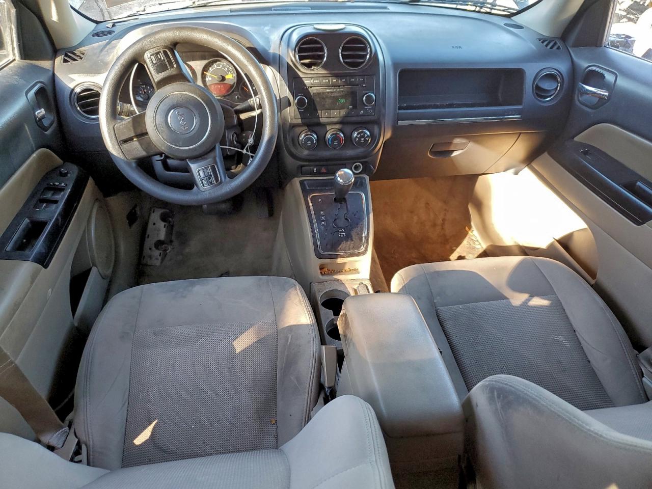 2014 JEEP PATRIOT SPORT photo 8