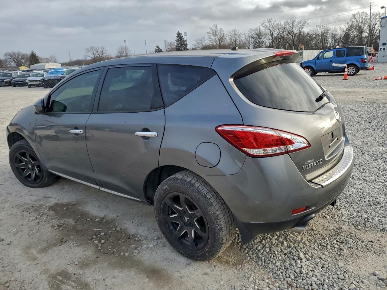 2014 NISSAN MURANO S photo 2