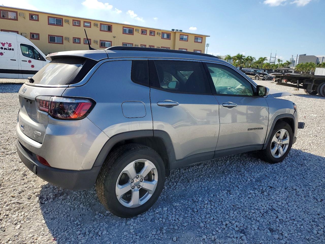 2021 JEEP COMPASS LATITUDE photo 3