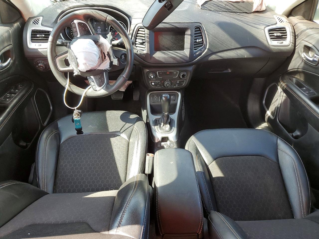 2021 JEEP COMPASS LATITUDE photo 8