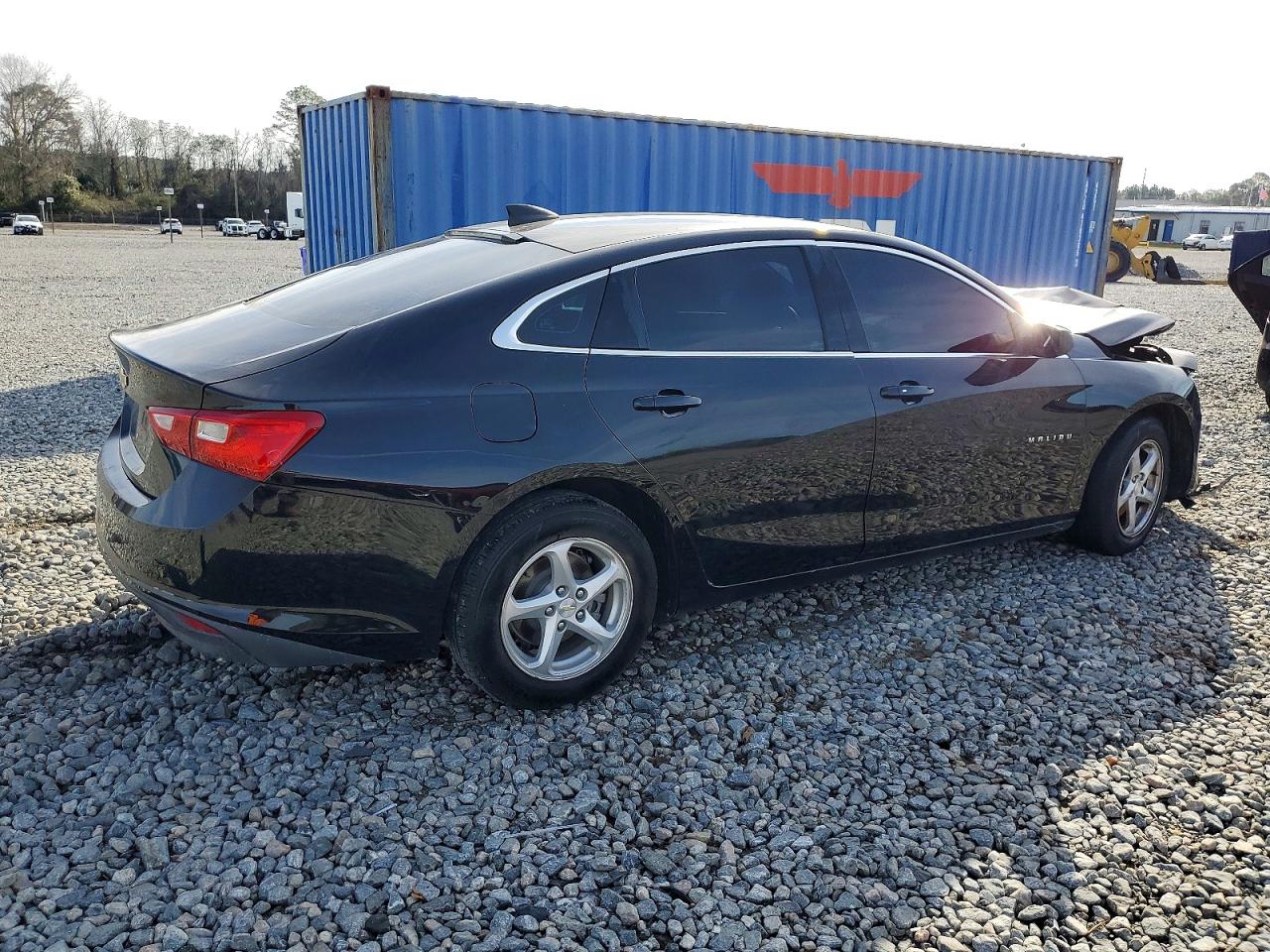 2018 CHEVROLET MALIBU LS photo 3