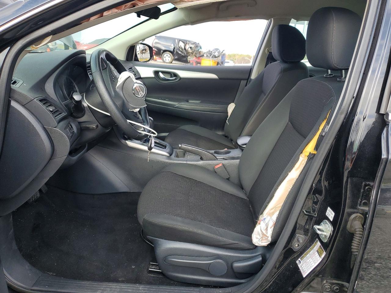 2019 NISSAN SENTRA S photo 7