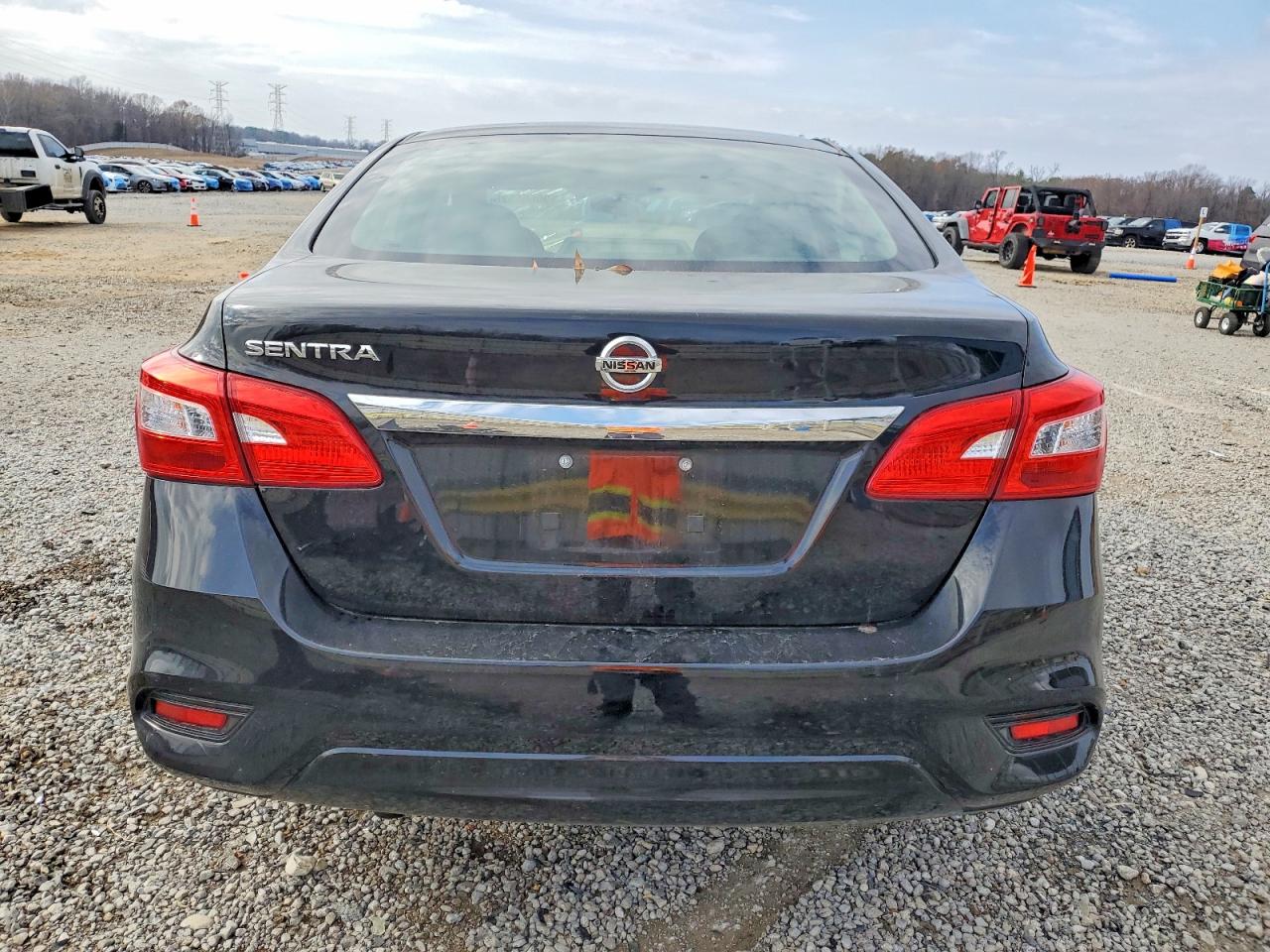 2019 NISSAN SENTRA S photo 6