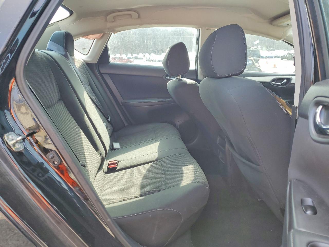 2019 NISSAN SENTRA S photo 10