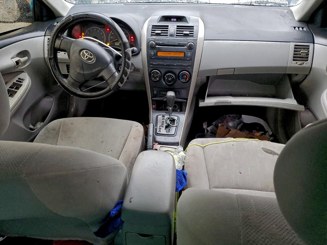 2012 TOYOTA COROLLA BASE photo 8