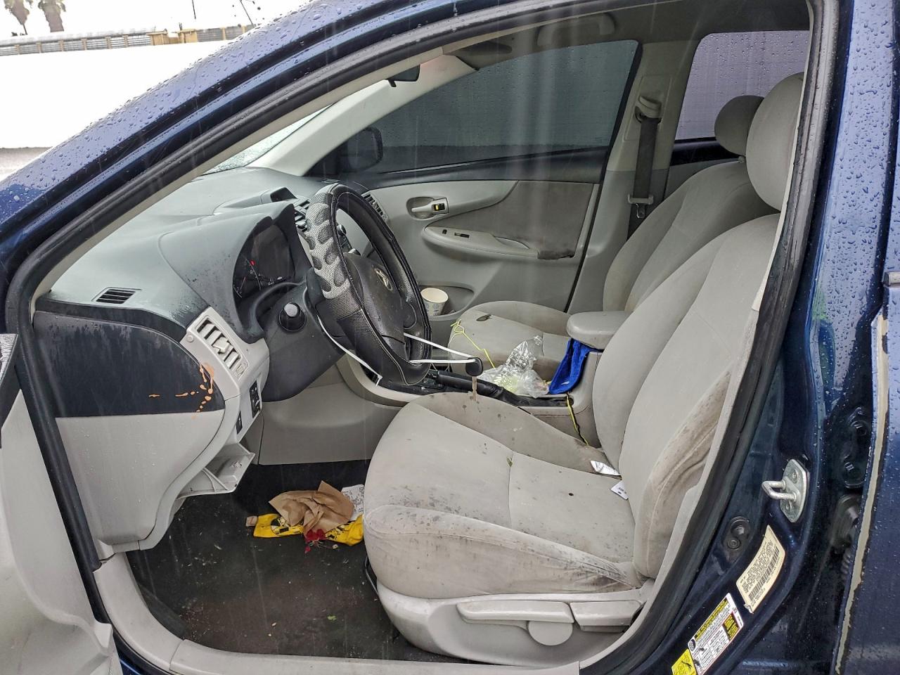 2012 TOYOTA COROLLA BASE photo 7