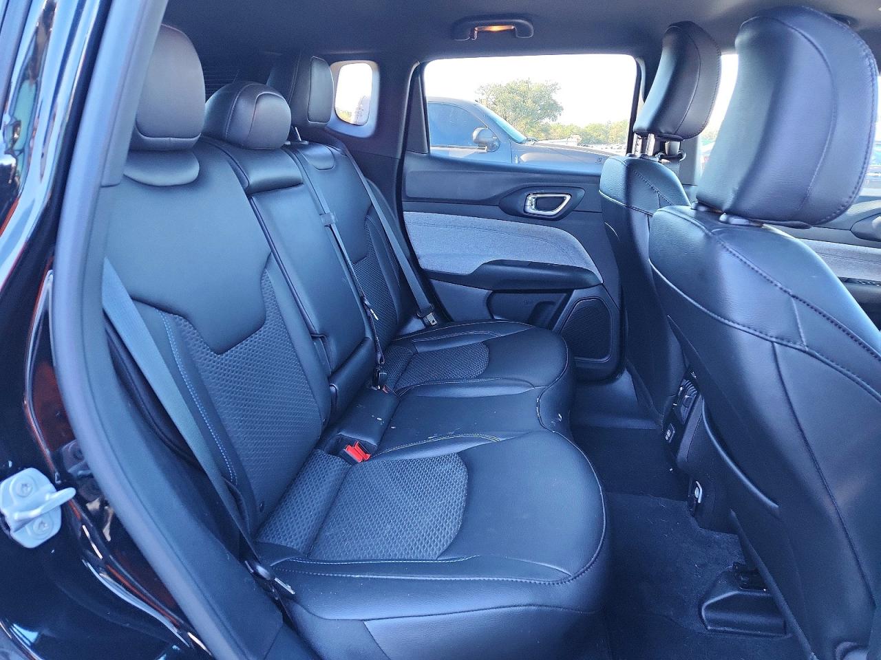 2025 JEEP COMPASS LATITUDE photo 11