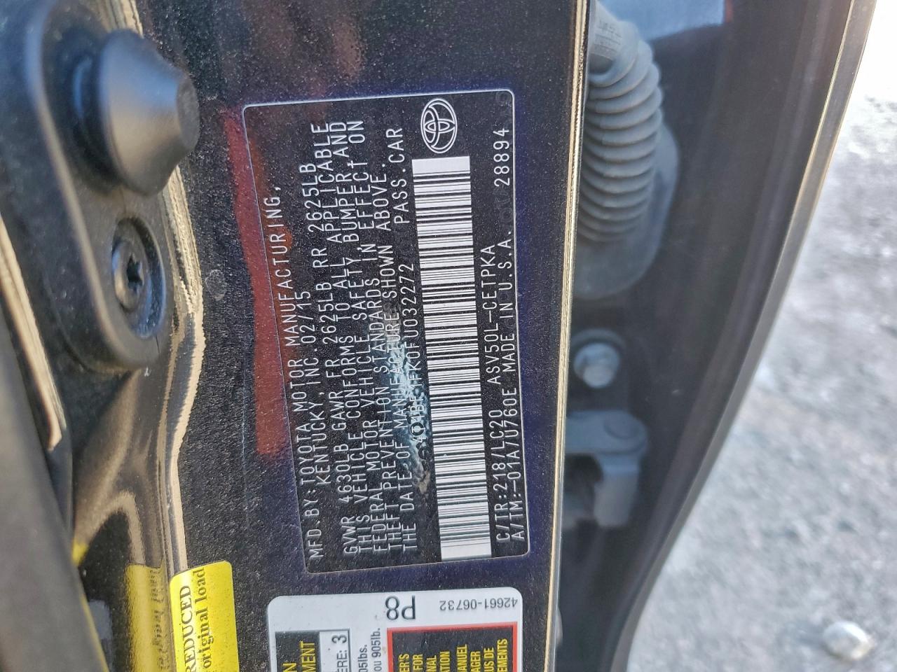 2015 TOYOTA CAMRY LE photo 13