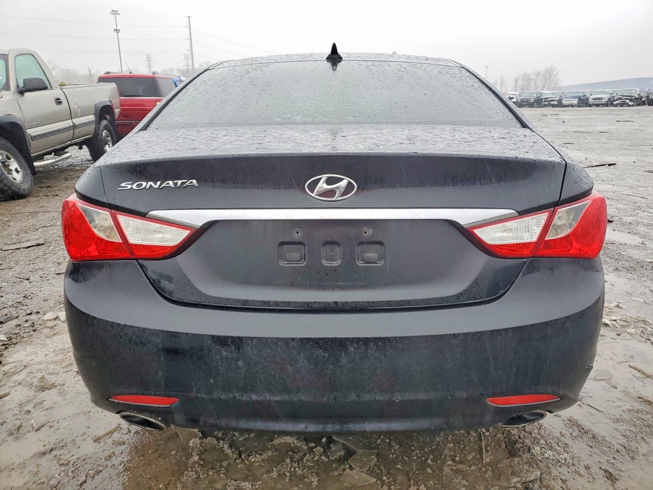 2011 HYUNDAI SONATA SE photo 6