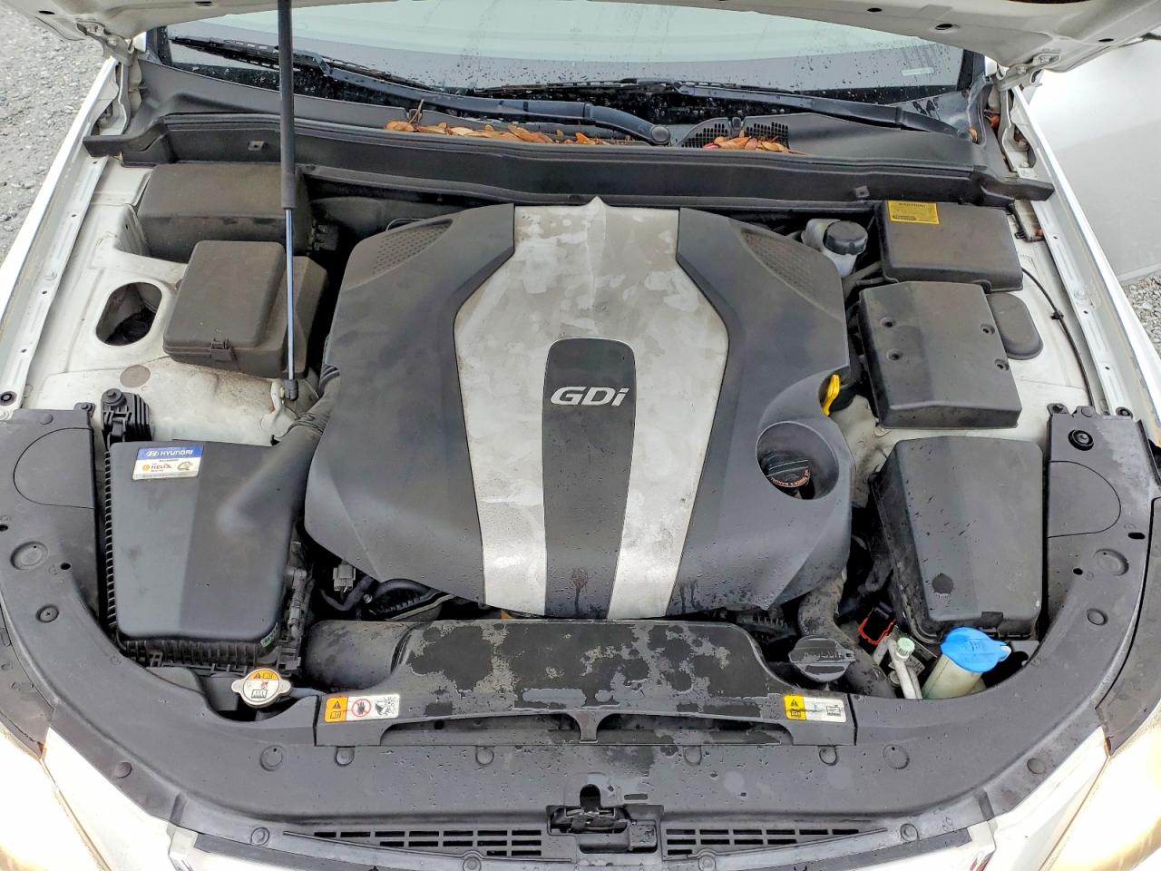 2012 HYUNDAI GENESIS photo 11