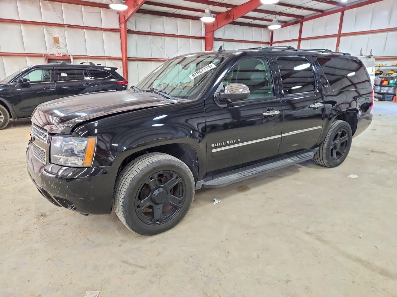 2013 CHEVROLET SUBURBAN