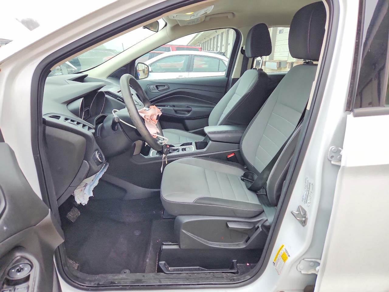 2017 FORD ESCAPE S photo 7