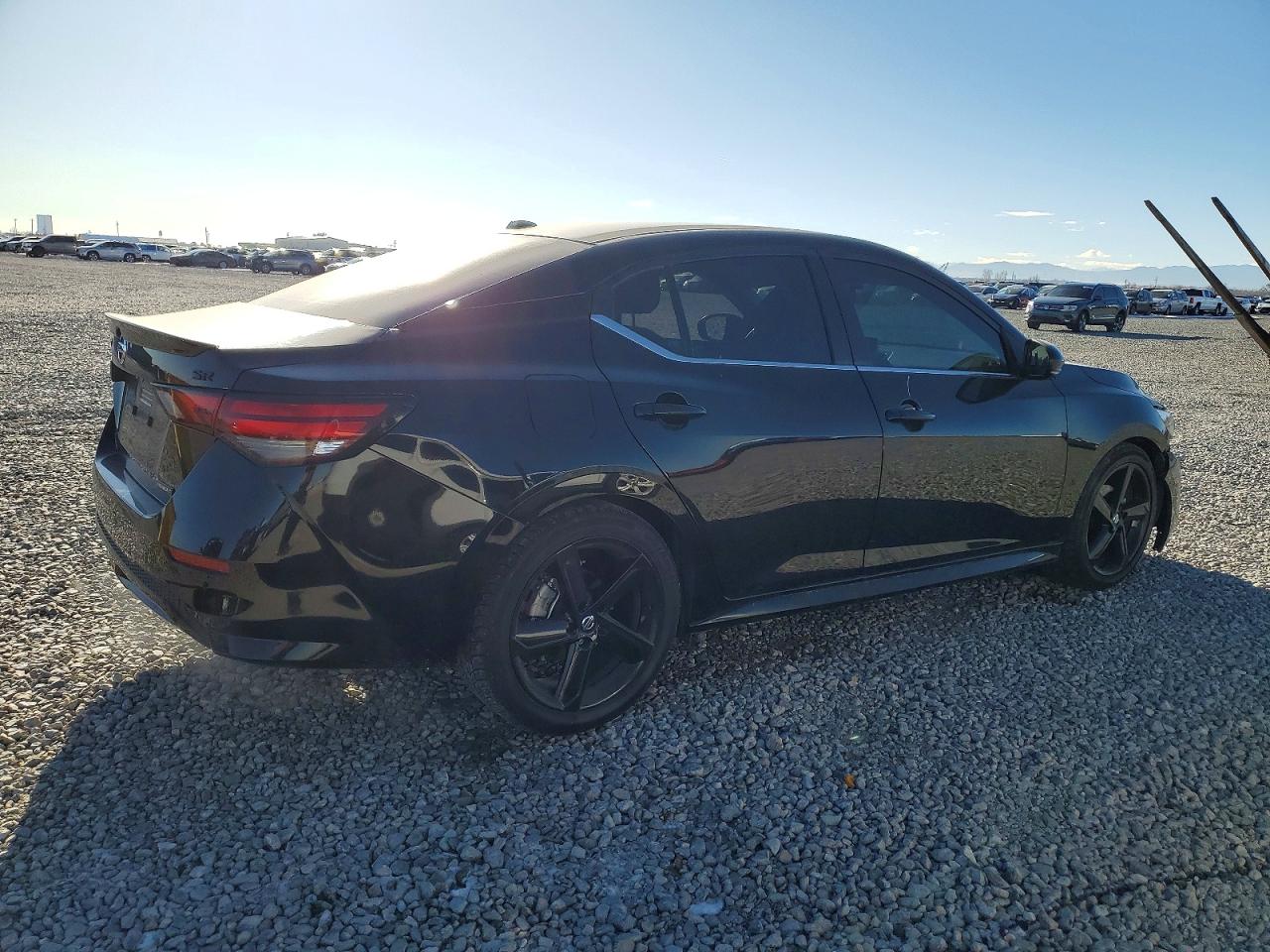 2022 NISSAN SENTRA SR photo 3