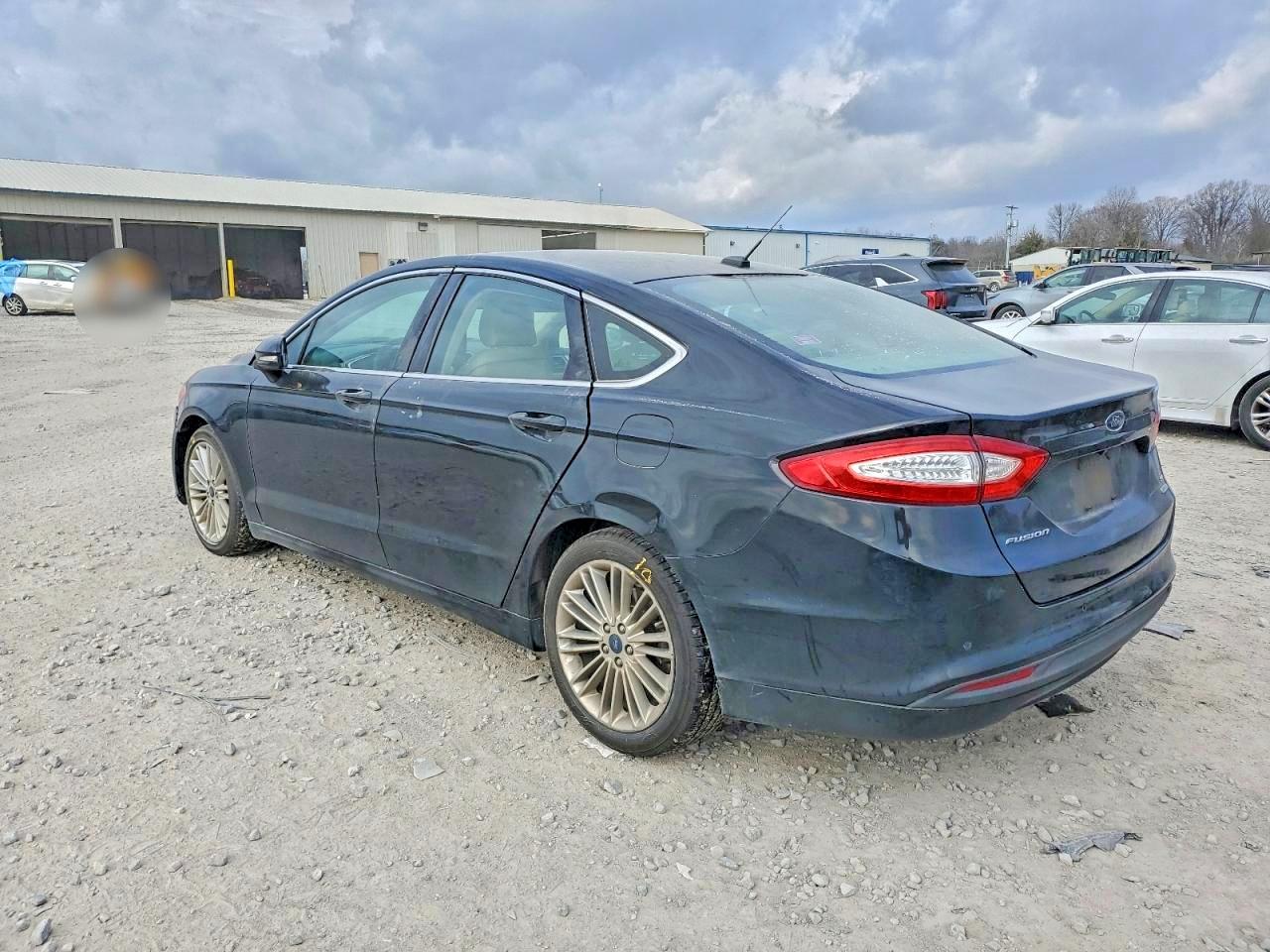 2016 FORD FUSION SE photo 2