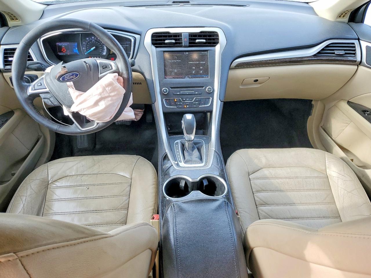 2016 FORD FUSION SE photo 8