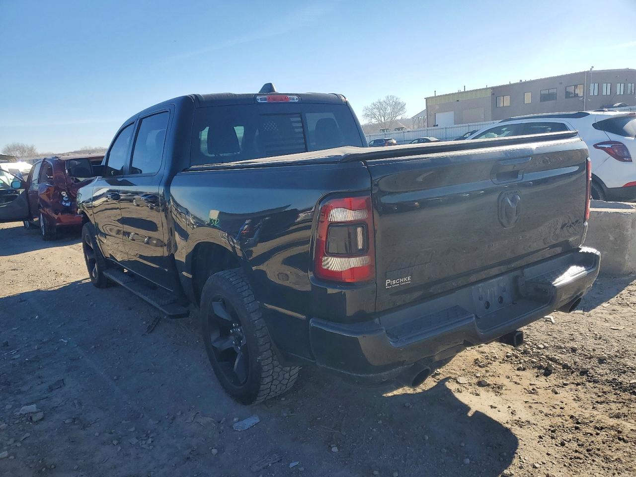 2019 RAM 1500 BIG HORN/LONE STAR photo 2