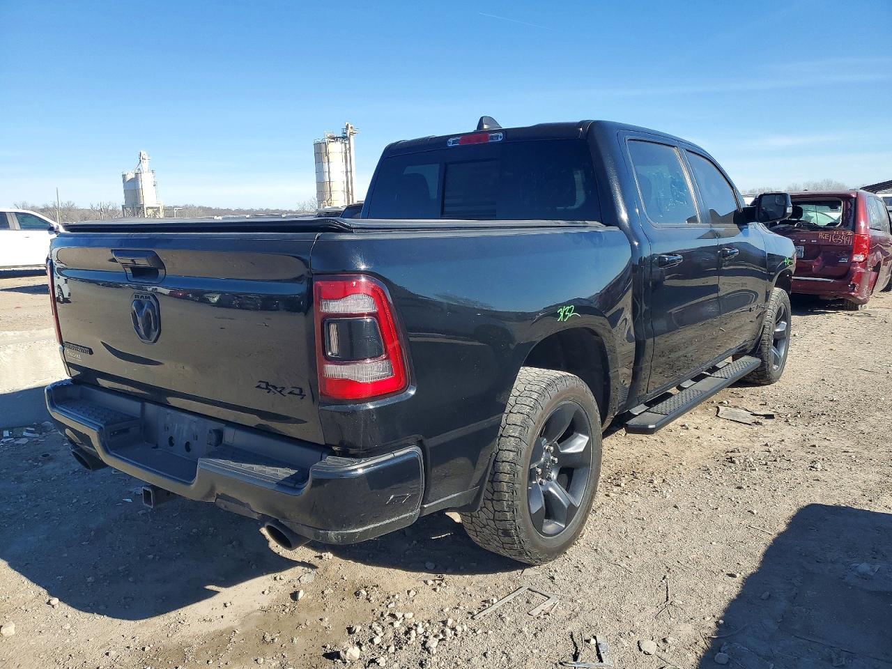 2019 RAM 1500 BIG HORN/LONE STAR photo 3