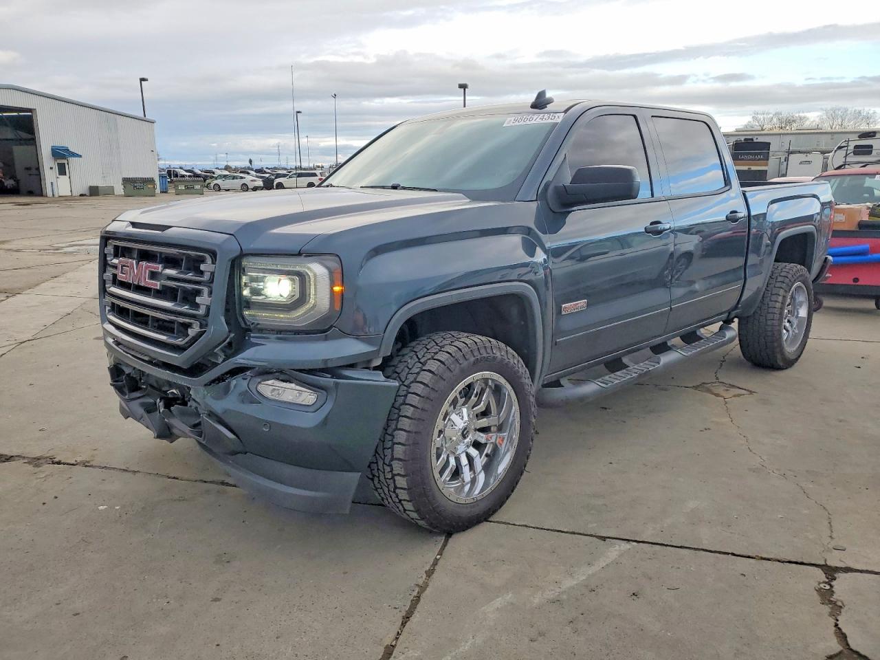2017 GMC SIERRA