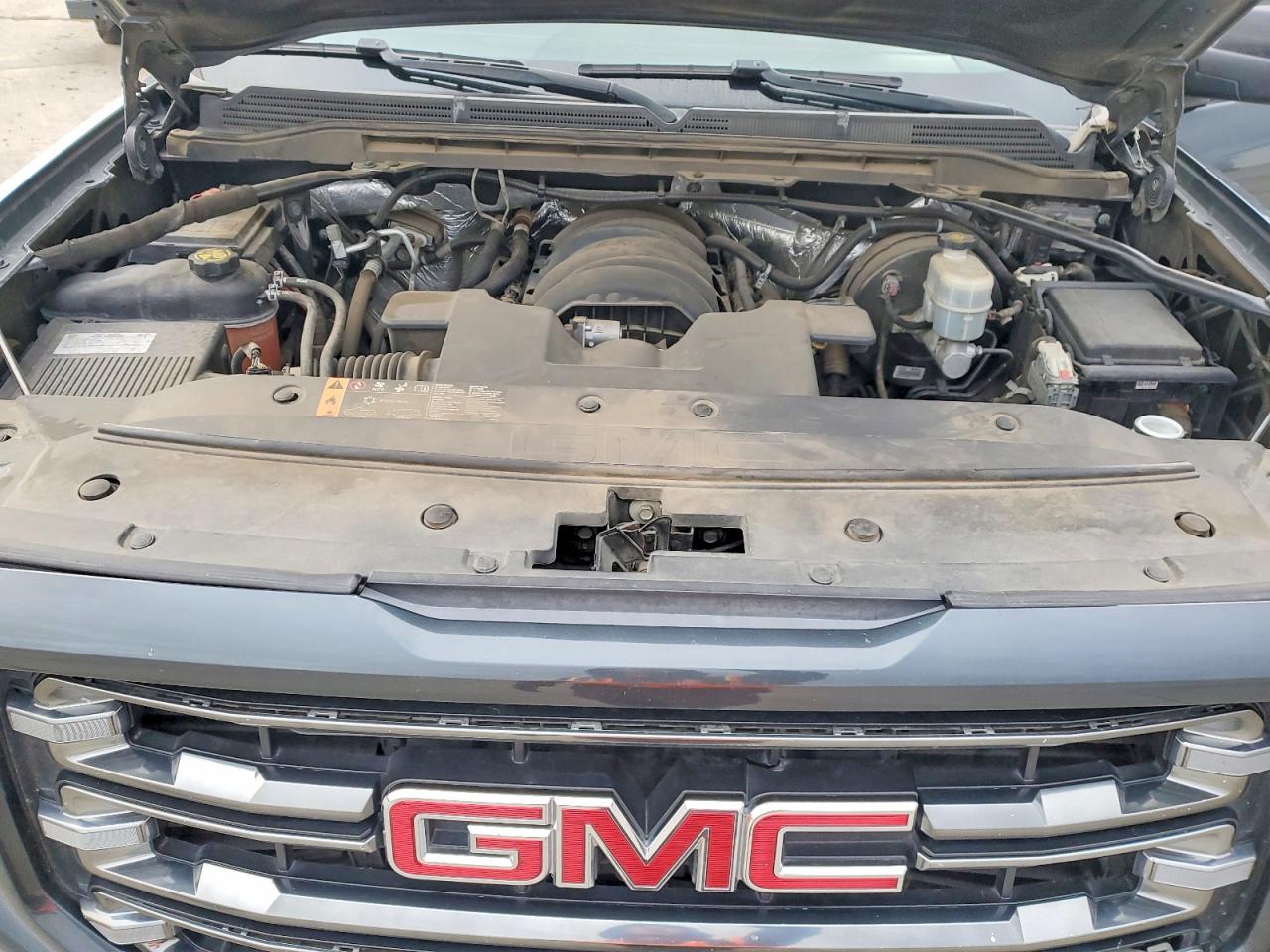 2017 GMC SIERRA K1500 SLT photo 11