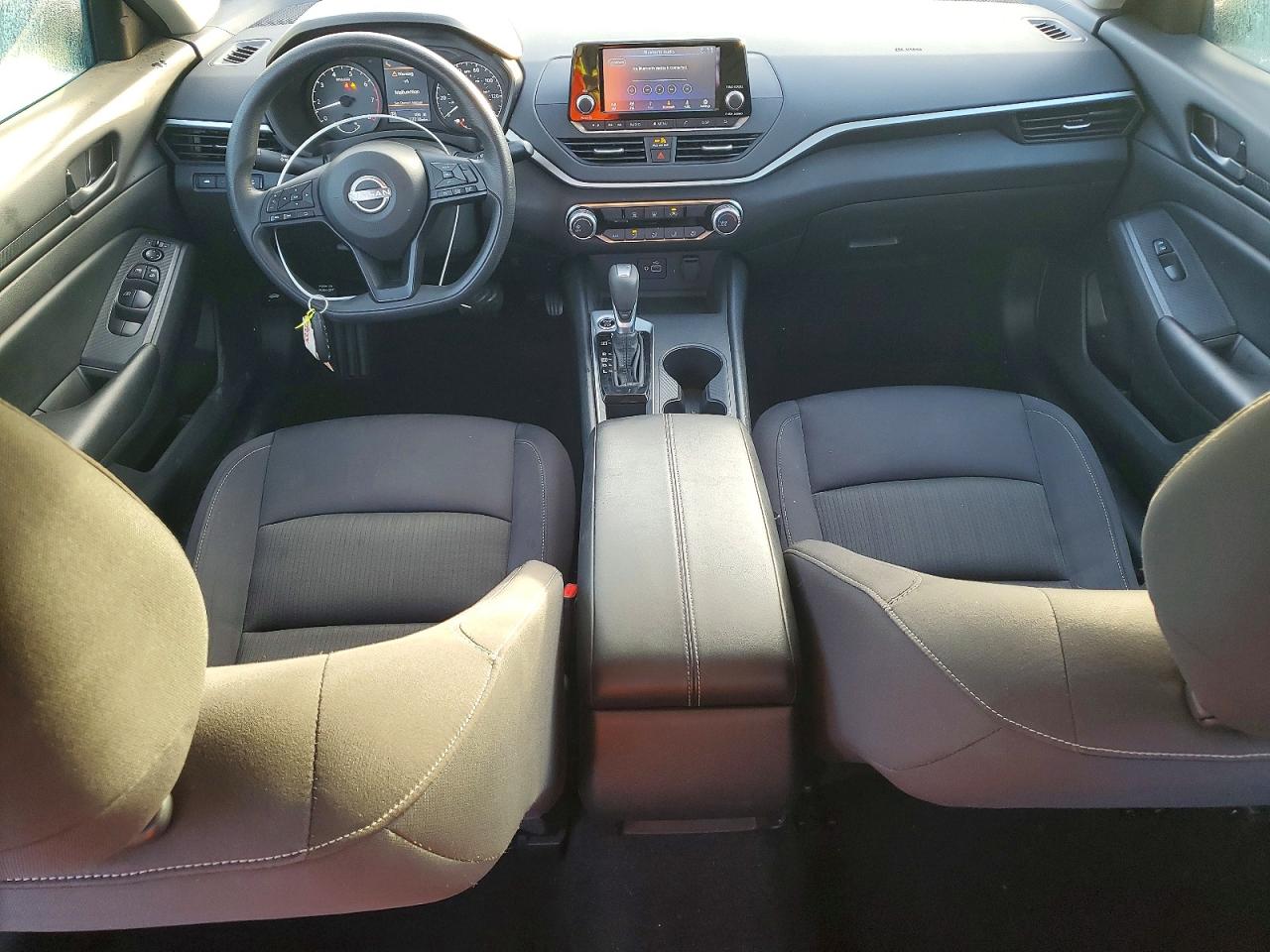2024 NISSAN ALTIMA S photo 8