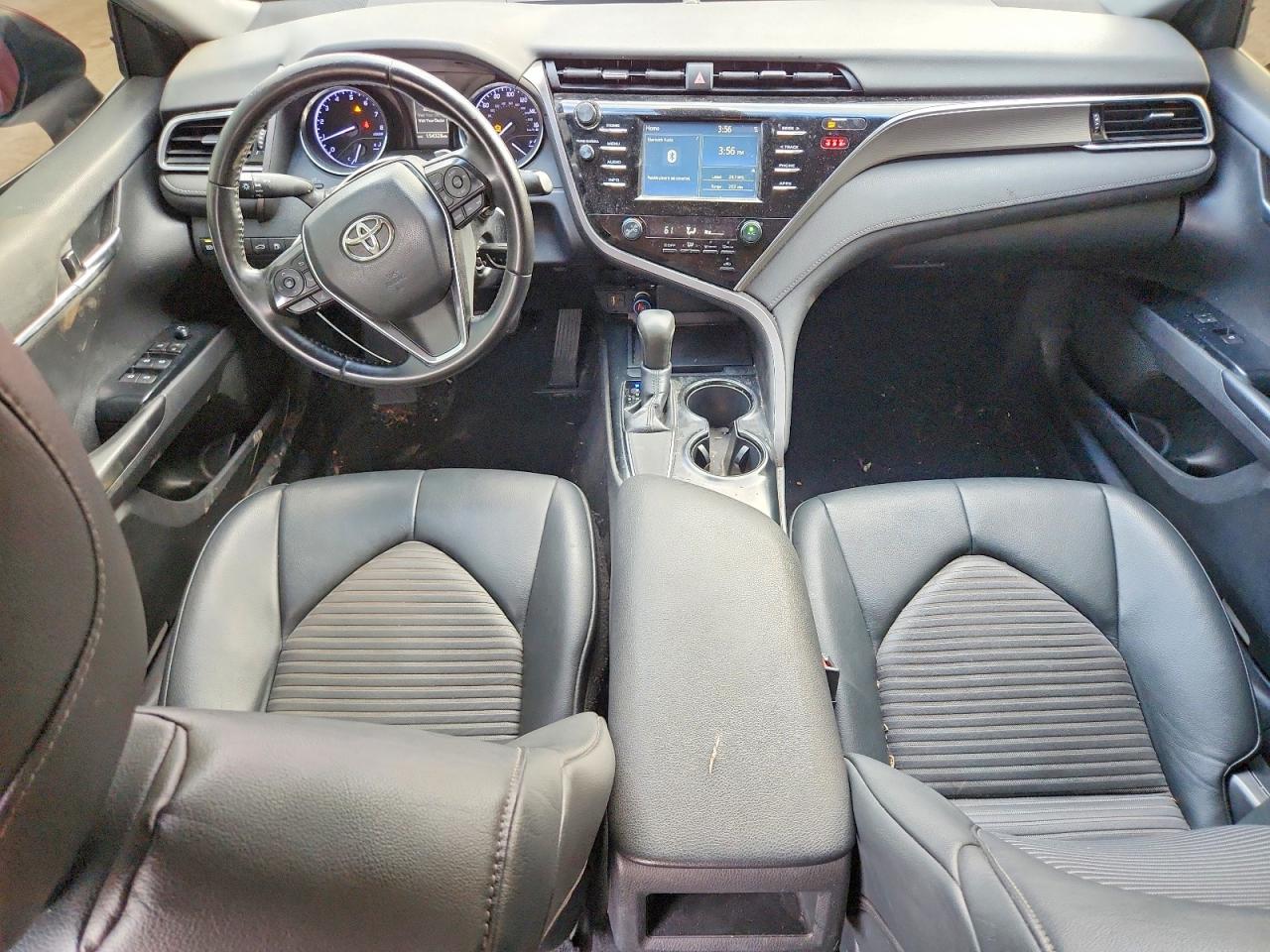 2018 TOYOTA CAMRY SE photo 15