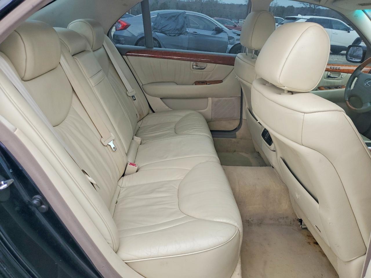 2001 LEXUS LS 430 photo 10