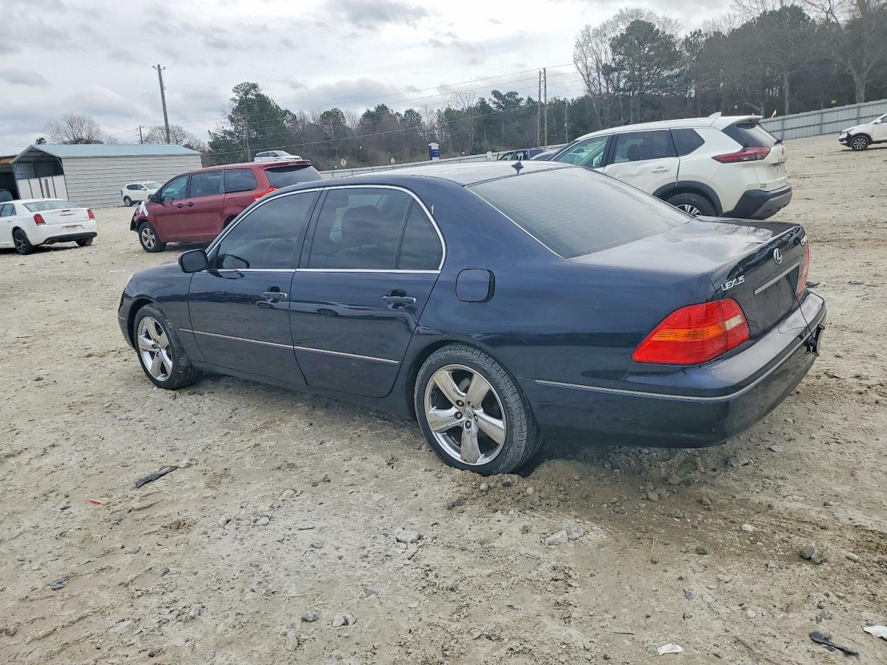 2001 LEXUS LS 430 photo 2