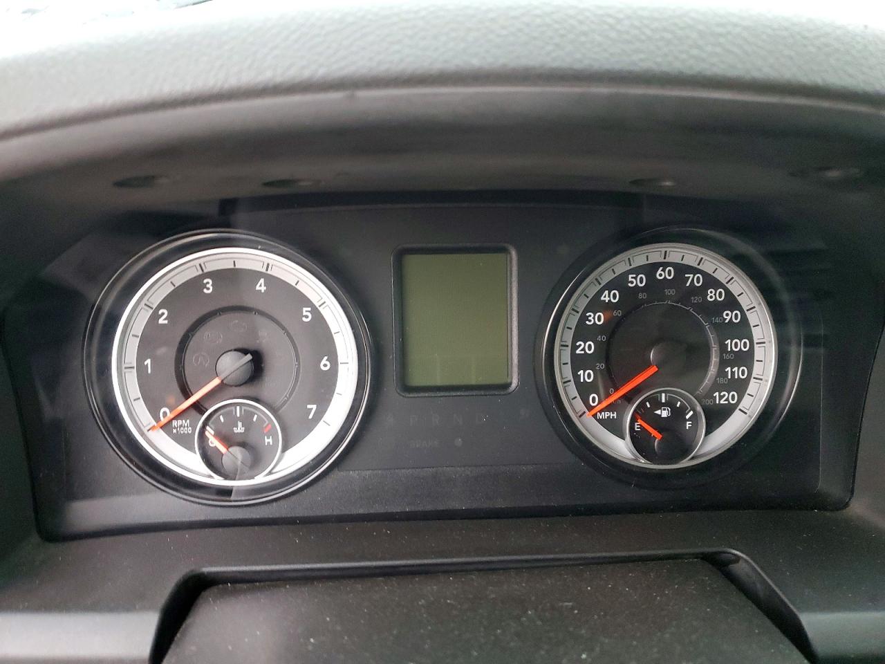 2015 RAM 1500 ST photo 9