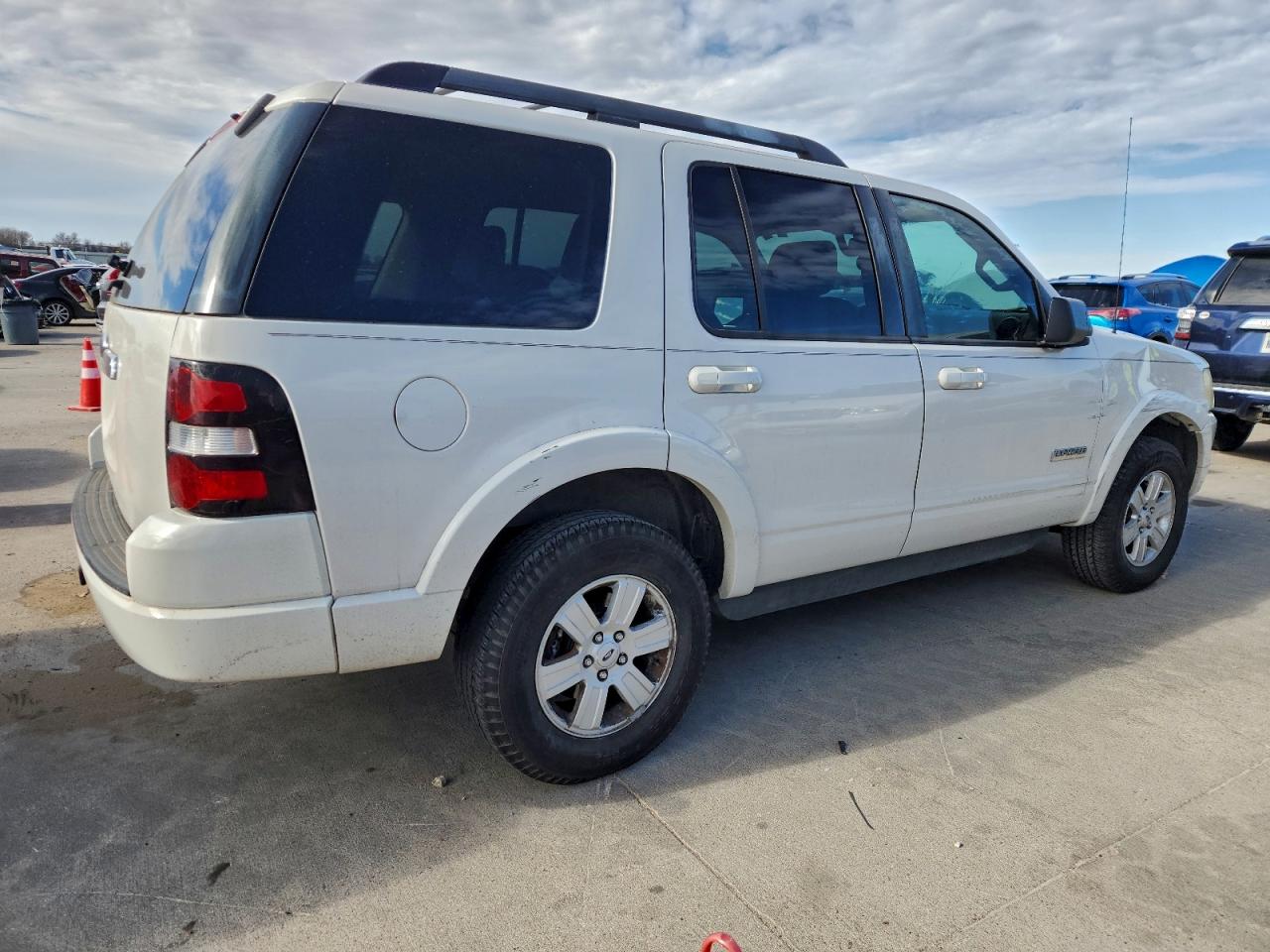 2008 FORD EXPLORER XLT photo 3