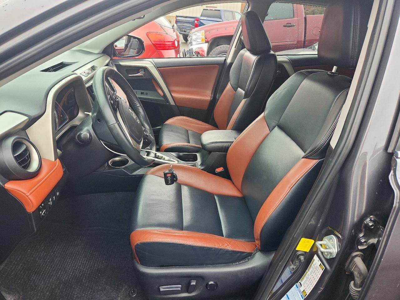 2015 TOYOTA RAV4 LIMITED photo 7