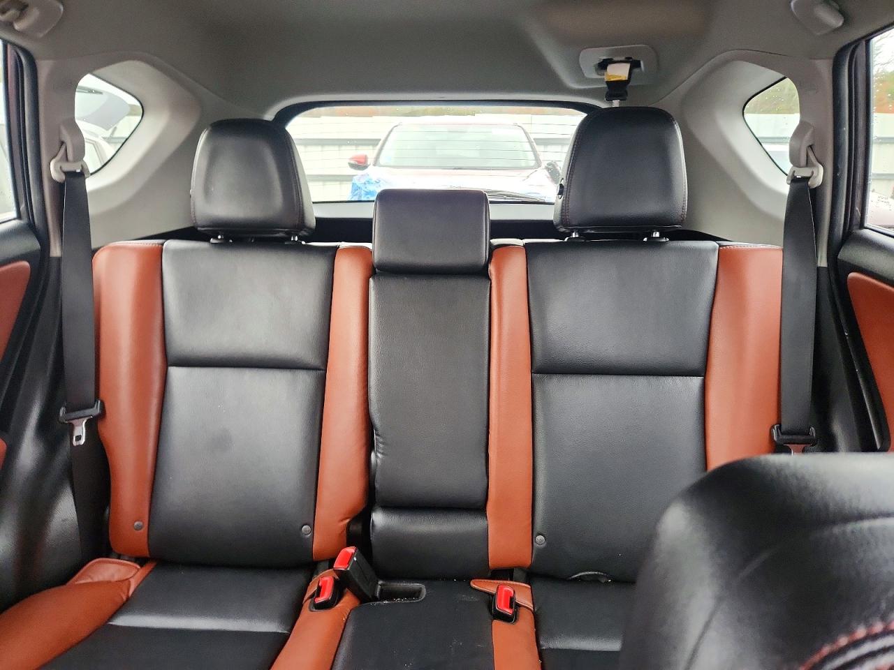 2015 TOYOTA RAV4 LIMITED photo 10