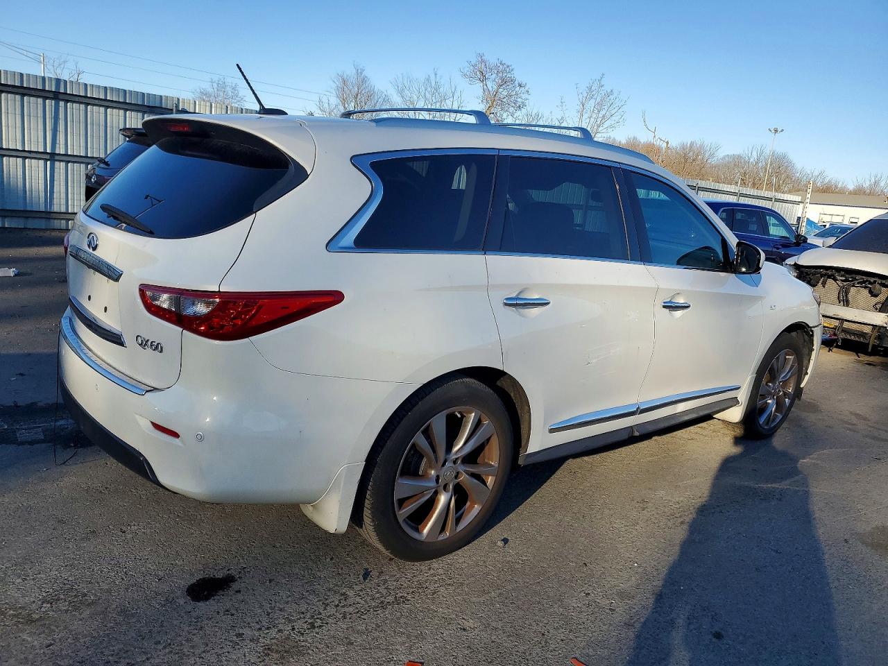 2014 INFINITI QX60 photo 3