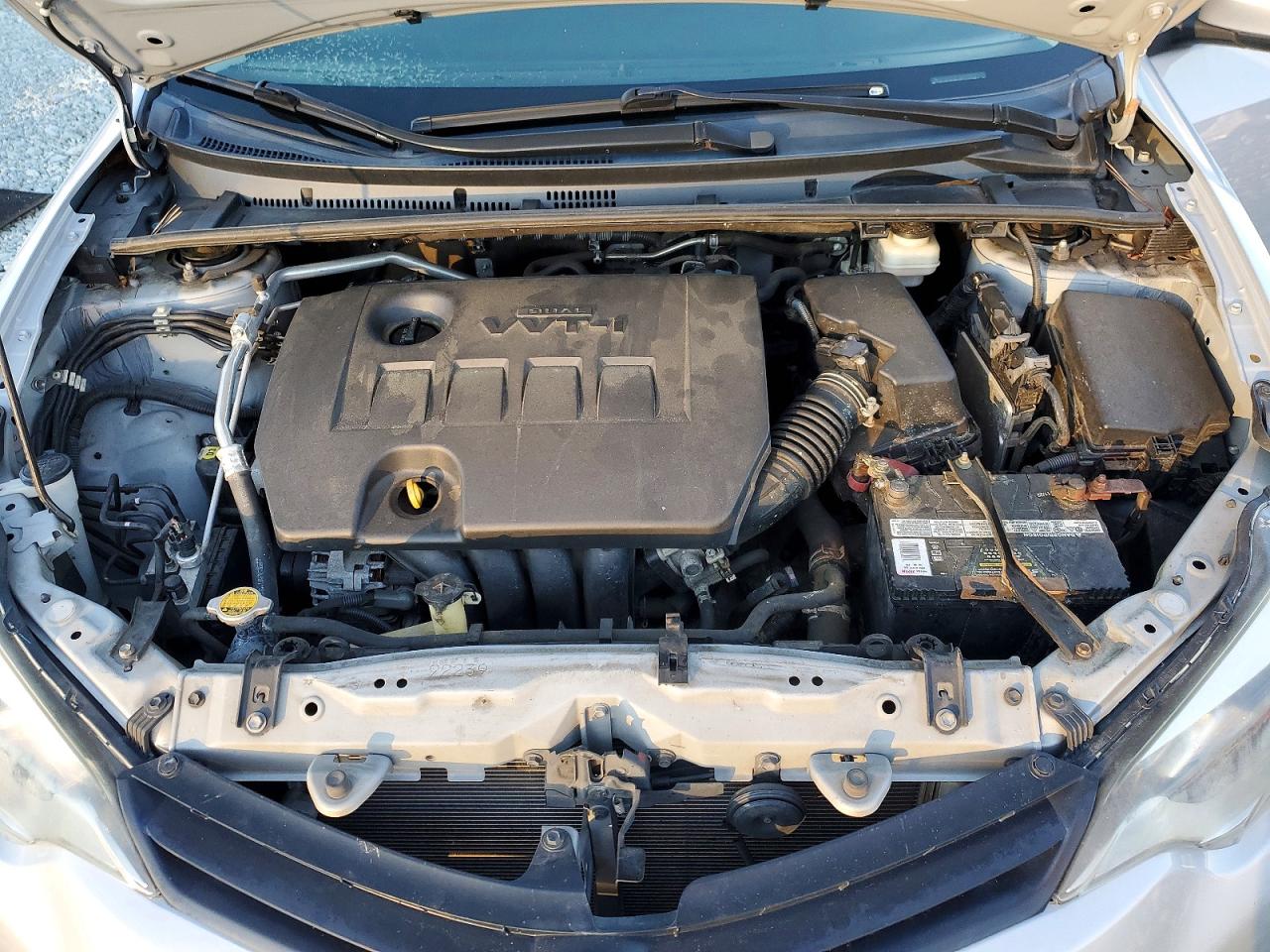 2014 TOYOTA COROLLA L photo 11