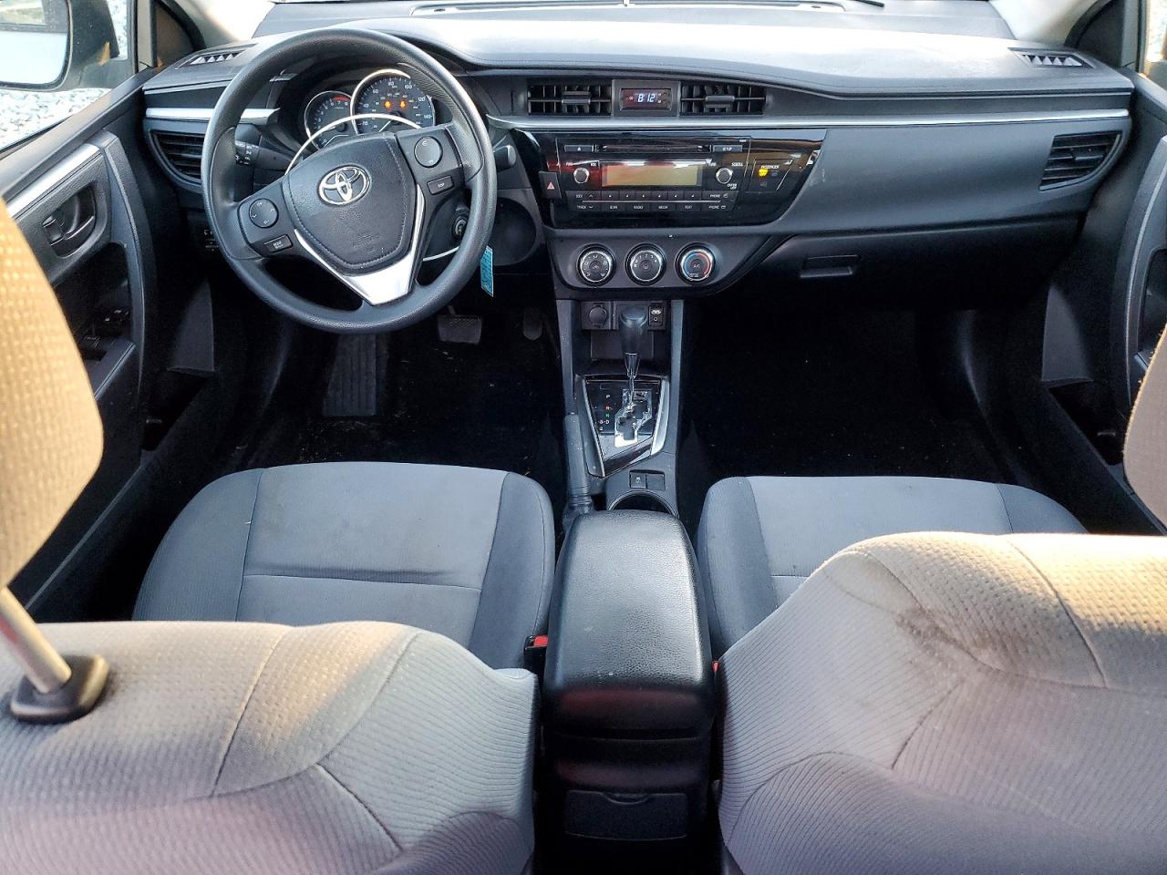 2014 TOYOTA COROLLA L photo 8