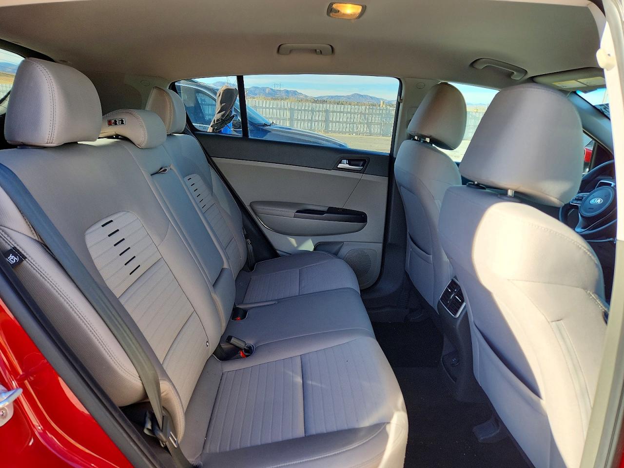 2017 KIA SPORTAGE LX photo 11