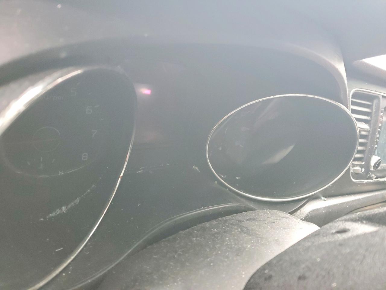 2019 KIA SEDONA LX photo 9