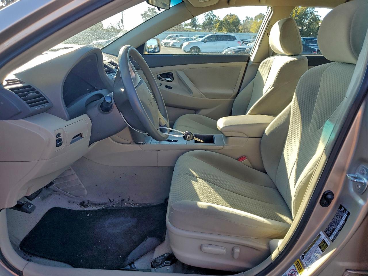 2009 TOYOTA CAMRY BASE photo 19