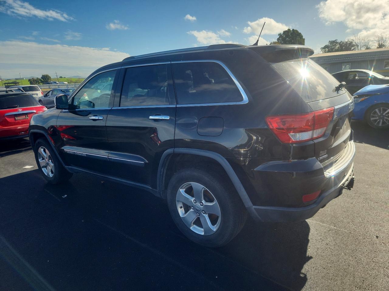 2012 JEEP GRAND CHEROKEE LIMITED photo 2