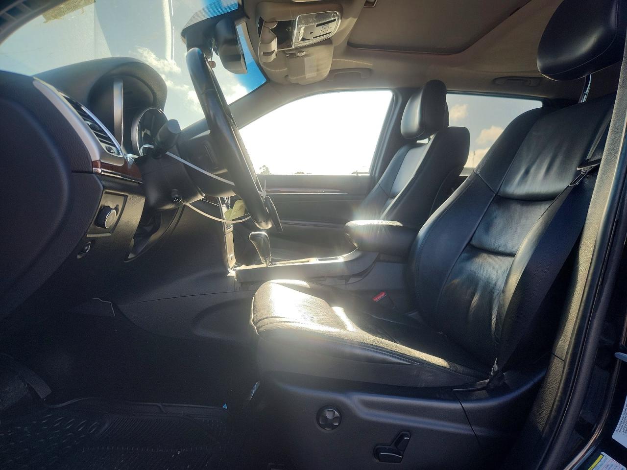 2012 JEEP GRAND CHEROKEE LIMITED photo 7