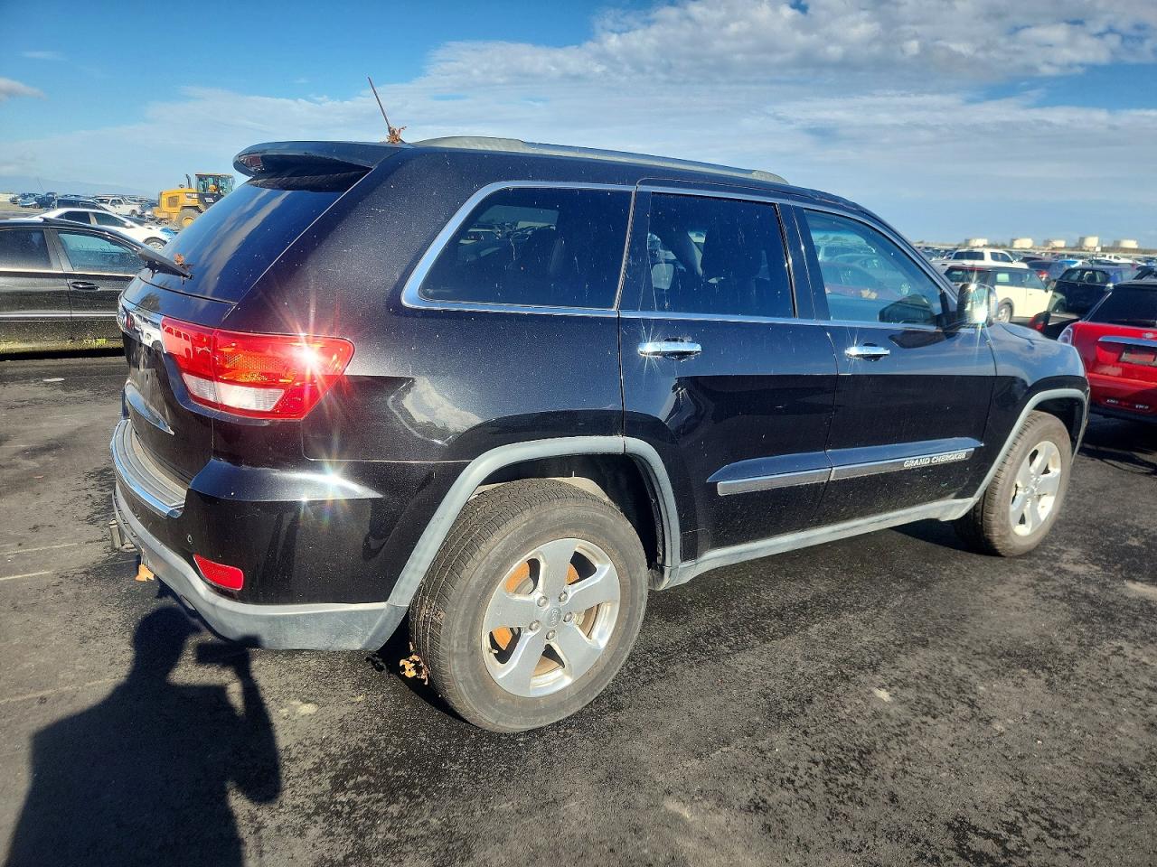 2012 JEEP GRAND CHEROKEE LIMITED photo 3