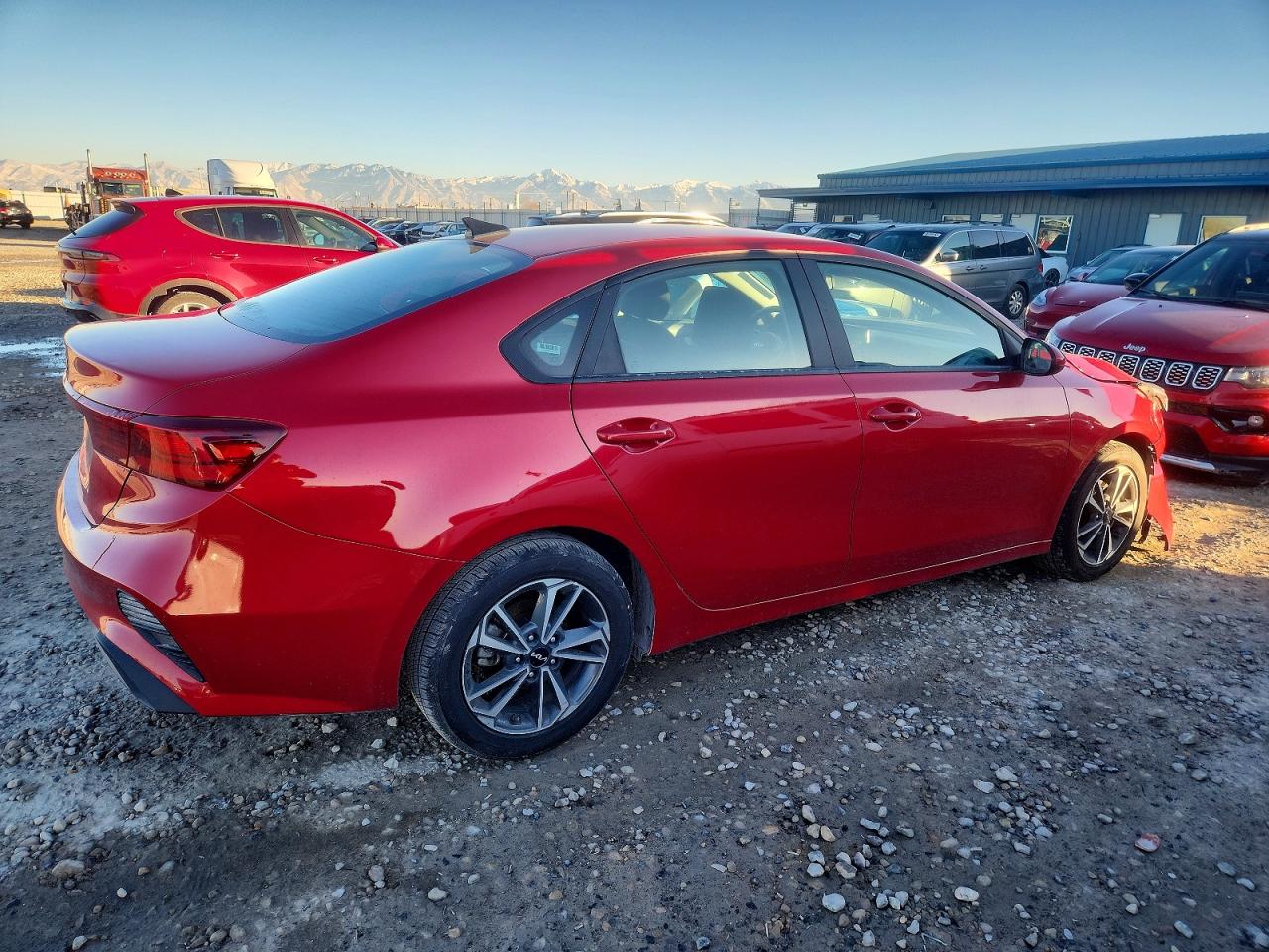 2024 KIA FORTE LXS photo 3